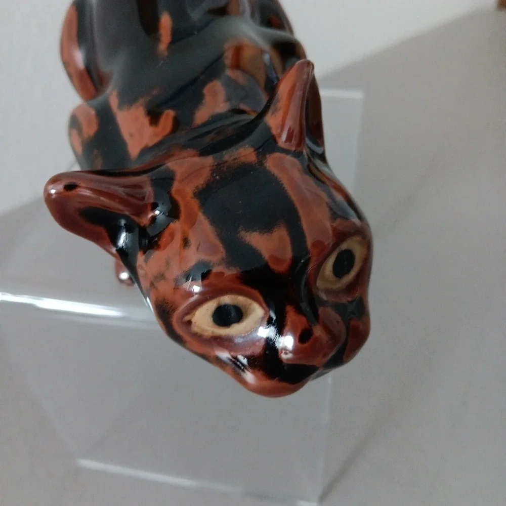 Crouching Calico Cat Figurine Drip Glazed Ceramic 8